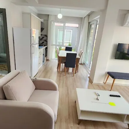 Villa Duygu1 Ortak Havuzlu *